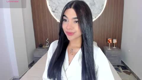 Snapshot of rosecassie chatting on April 18, 2026, 2:10 pm Rose online show from April 18, 2026, 2:10 pm