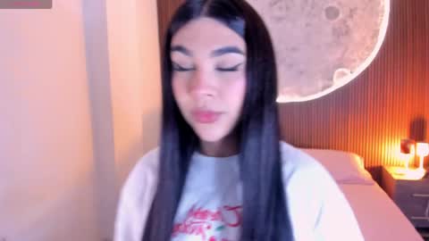 Snapshot of rosecassie chatting on May 3, 2026, 1:50 pm Rose online show from May 3, 2026, 1:50 pm