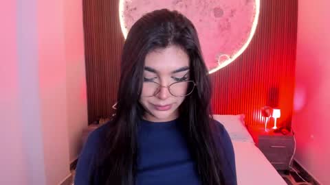 Snapshot of rosecassie chatting on May 10, 2026, 2:33 pm Rose online show from May 10, 2026, 2:33 pm