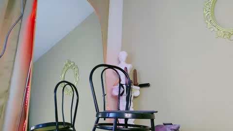 rosedelic online show from February 28, 2025, 6:43 am