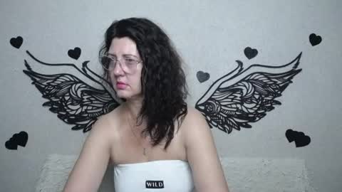 Snapshot of rosehille chatting on July 5, 2026, 5:14 am RoseHille online show from July 5, 2026, 5:14 am