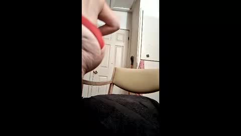 roseiswett online show from April 19, 2026, 3:28 am