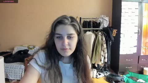 Snapshot of roselina_ chatting on May 24, 2026, 6:24 pm Rose online show from May 24, 2026, 6:24 pm