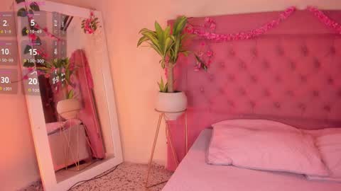 Snapshot of rosett_kio chatting on September 24, 2025, 5:11 am online show from September 24, 2025, 5:11 am