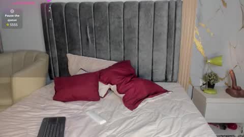 Snapshot of rosett_kio chatting on October 16, 2025, 6:25 am online show from October 16, 2025, 6:25 am