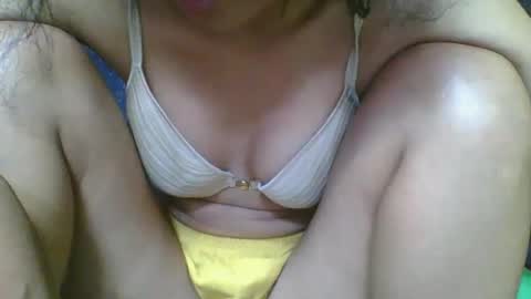 rosia685234 online show from March 1, 2026, 8:16 am