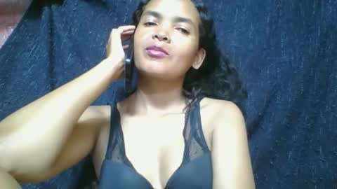 rosia685234 online show from March 29, 2026, 3:45 pm