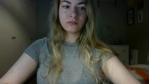 Snapshot of rosie_june chatting on June 16, 2026, 6:38 am Rosie online show from June 16, 2026, 6:38 am