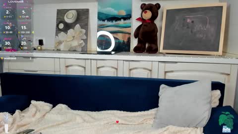 Rose  online show from March 22, 2026, 9:23 am