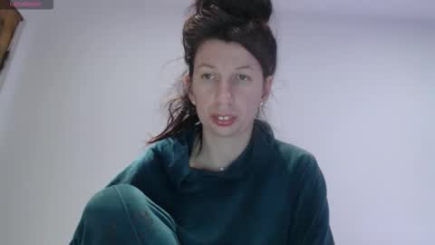 Snapshot of rosiehayes chatting on March 20, 2026, 2:33 pm RosieHayes online show from March 20, 2026, 2:33 pm