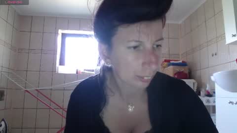 RosieHayes online show from July 15, 2026, 10:42 am