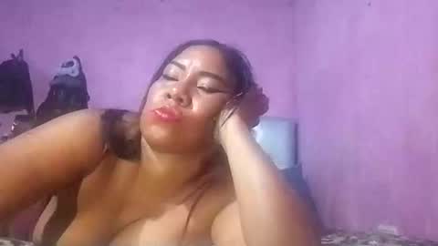 Snapshot of rosmerynava chatting on January 8, 2025, 2:14 am rosmerynavarro online show from January 8, 2025, 2:14 am