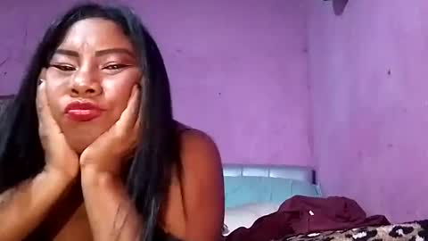 Snapshot of rosmerynava chatting on February 12, 2025, 2:35 am rosmerynavarro online show from February 12, 2025, 2:35 am