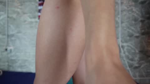 Snapshot of ross_b1 chatting on December 10, 2024, 2:06 pm ROSS - online show from December 10, 2024, 2:06 pm