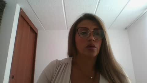 Snapshot of rossanalionheart chatting on December 3, 2024, 7:44 pm Rossana online show from December 3, 2024, 7:44 pm