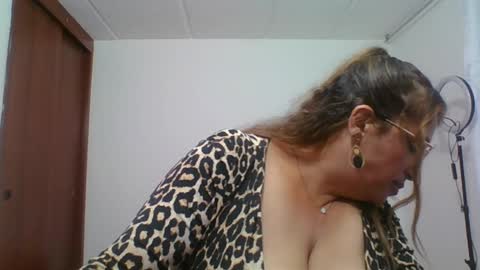 Snapshot of rossanalionheart chatting on December 10, 2024, 10:47 pm Rossana online show from December 10, 2024, 10:47 pm