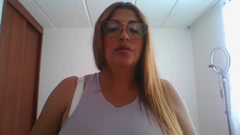 Snapshot of rossanalionheart chatting on December 21, 2024, 12:49 pm Rossana online show from December 21, 2024, 12:49 pm