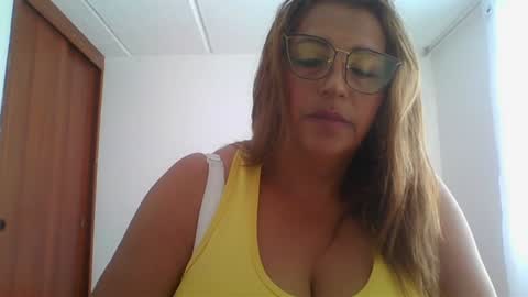 Snapshot of rossanalionheart chatting on January 12, 2025, 3:25 pm Rossana online show from January 12, 2025, 3:25 pm