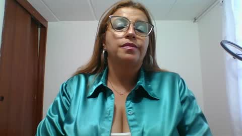 Snapshot of rossanalionheart chatting on January 21, 2025, 10:41 pm Rossana online show from January 21, 2025, 10:41 pm