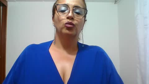 Snapshot of rossanalionheart chatting on February 5, 2025, 10:55 pm Rossana online show from February 5, 2025, 10:55 pm