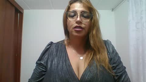 Snapshot of rossanalionheart chatting on February 8, 2025, 2:15 am Rossana online show from February 8, 2025, 2:15 am