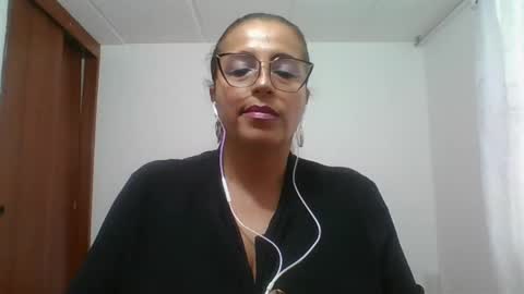 Snapshot of rossanalionheart chatting on February 10, 2025, 10:40 pm Rossana online show from February 10, 2025, 10:40 pm