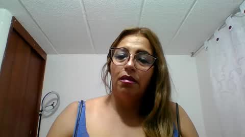 Snapshot of rossanalionheart chatting on February 20, 2025, 10:59 am Rossana online show from February 20, 2025, 10:59 am