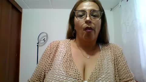 Snapshot of rossanalionheart chatting on February 28, 2025, 7:03 pm Rossana online show from February 28, 2025, 7:03 pm