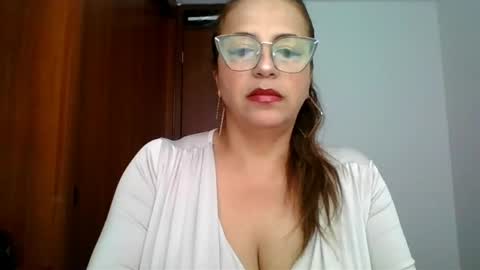 Snapshot of rossanalionheart chatting on March 24, 2026, 12:32 pm Rossana online show from March 24, 2026, 12:32 pm