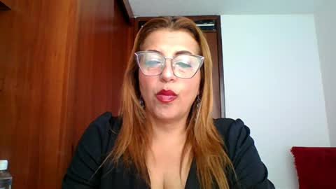 Snapshot of rossanalionheart chatting on April 7, 2026, 12:27 pm Rossana online show from April 7, 2026, 12:27 pm