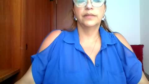 Snapshot of rossanalionheart chatting on April 10, 2026, 12:21 pm Rossana online show from April 10, 2026, 12:21 pm