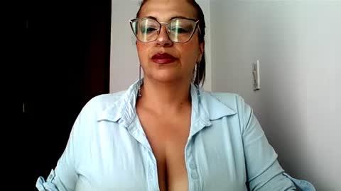 Snapshot of rossanalionheart chatting on June 22, 2026, 12:24 pm Rossana online show from June 22, 2026, 12:24 pm