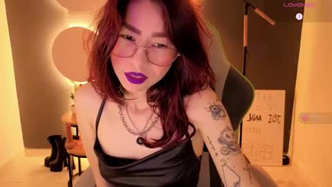 Snapshot of rosse_98_ chatting on February 23, 2026, 12:24 pm Miss Rosse online show from February 23, 2026, 12:24 pm
