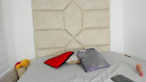 Snapshot of rosse_evans_3 chatting on September 13, 2025, 1:05 am rosse_evans_3 online show from September 13, 2025, 1:05 am