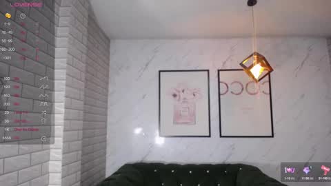 rosse jeane v online show from February 17, 2025, 4:15 pm