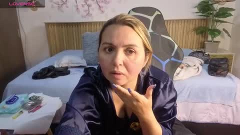 Snapshot of rosse_meyer chatting on January 17, 2026, 6:33 pm MY NAME IS ROSSE online show from January 17, 2026, 6:33 pm