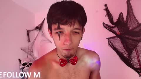 rosse_one online show from October 19, 2025, 12:28 pm