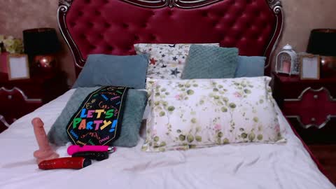 Rosse Cougar  online show from February 7, 2025, 8:44 am