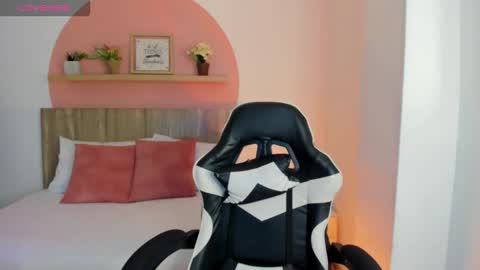 rossie_lanie_ online show from February 24, 2026, 12:25 pm