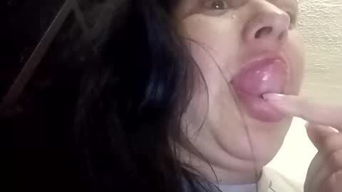Snapshot of rossiteylor368516 chatting on May 26, 2026, 6:04 pm rossiteylor368516 online show from May 26, 2026, 6:04 pm