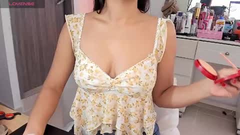 Snapshot of rossth11 chatting on May 16, 2026, 7:01 pm Im Ross online show from May 16, 2026, 7:01 pm