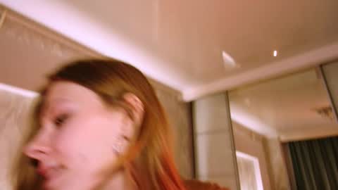 rosy_black_ online show from January 6, 2025, 3:51 pm