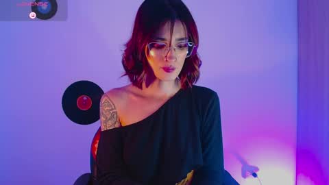 rot_wallace online show from October 21, 2025, 12:44 am