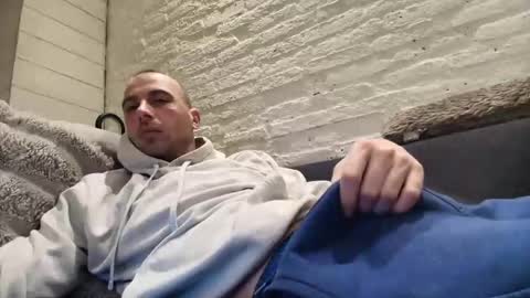 rotteei1 online show from March 10, 2026, 9:09 pm