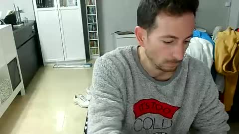 roubarixx online show from December 3, 2024, 8:05 am