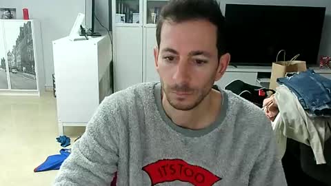 roubarixx online show from January 19, 2025, 8:50 am