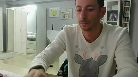 roubarixx online show from October 16, 2025, 8:15 am