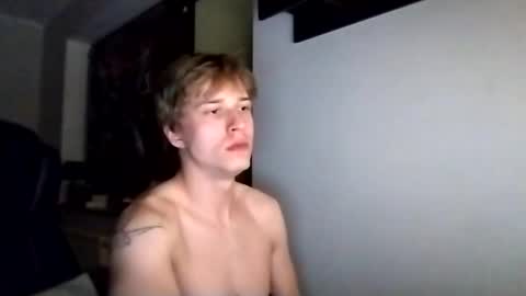roughlover_j online show from May 9, 2026, 11:54 pm