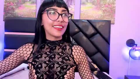  JESSY ROULY online show from January 11, 2025, 5:10 am