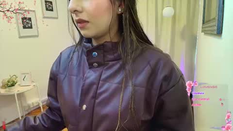 Rousee online show from November 28, 2025, 1:47 pm